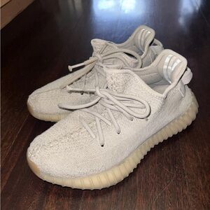 Yeezy Sand Sneakers size 5 men. Authentic.